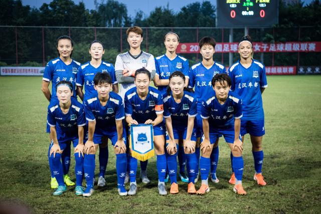 哈塞尔巴因克：切尔西应签下斯通斯，无欧战他能有充足的休息时间